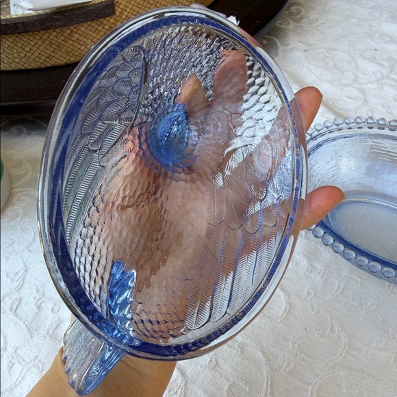 Indiana Glass Blue Hen on Nest Covered Dish with lid - Picture 7 of 13